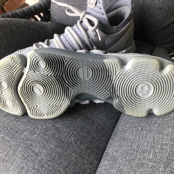 Nike Shoes Nike Mens Volleyball Shoes Size 2 Great Condition Poshmark